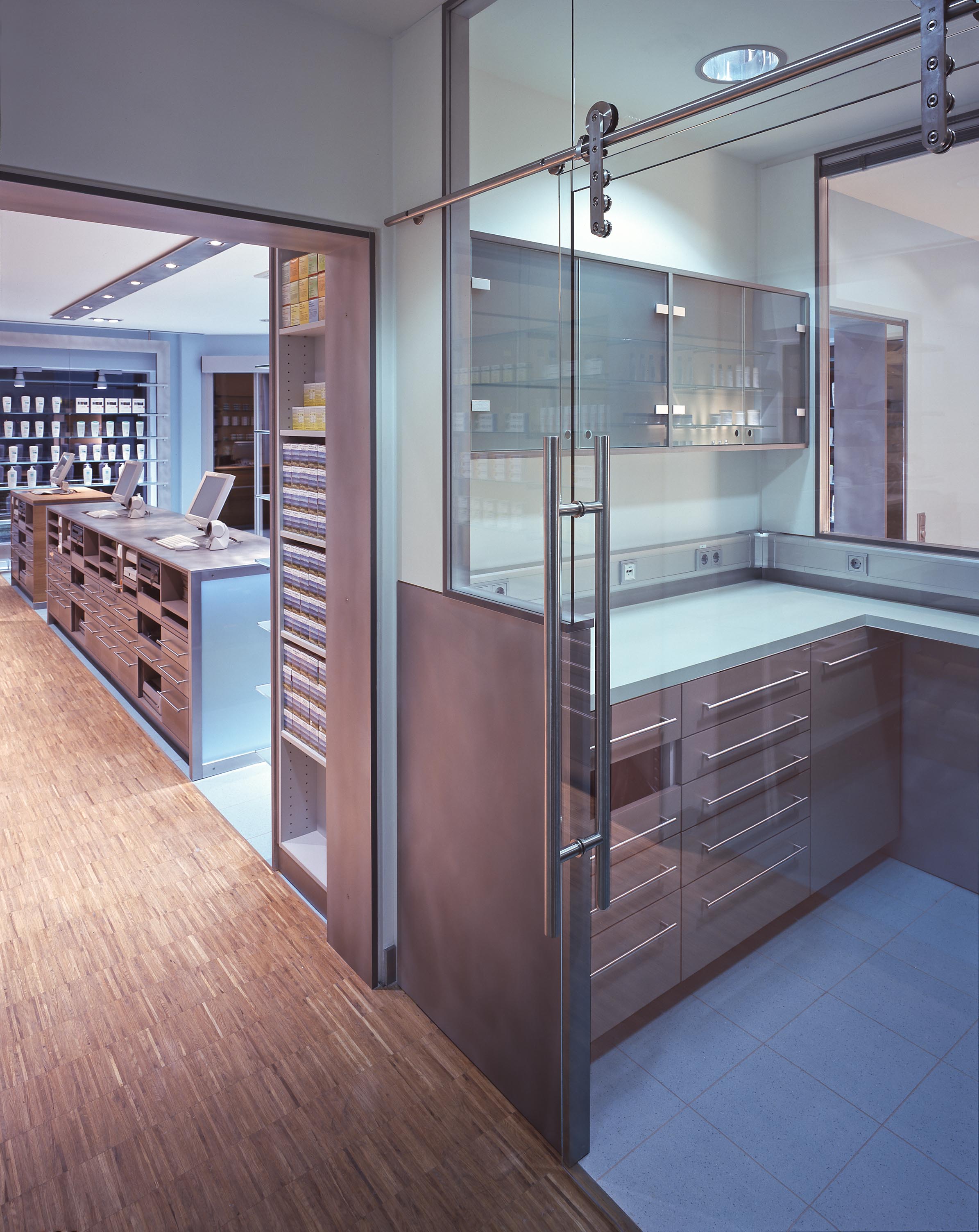 Compounding laboratory