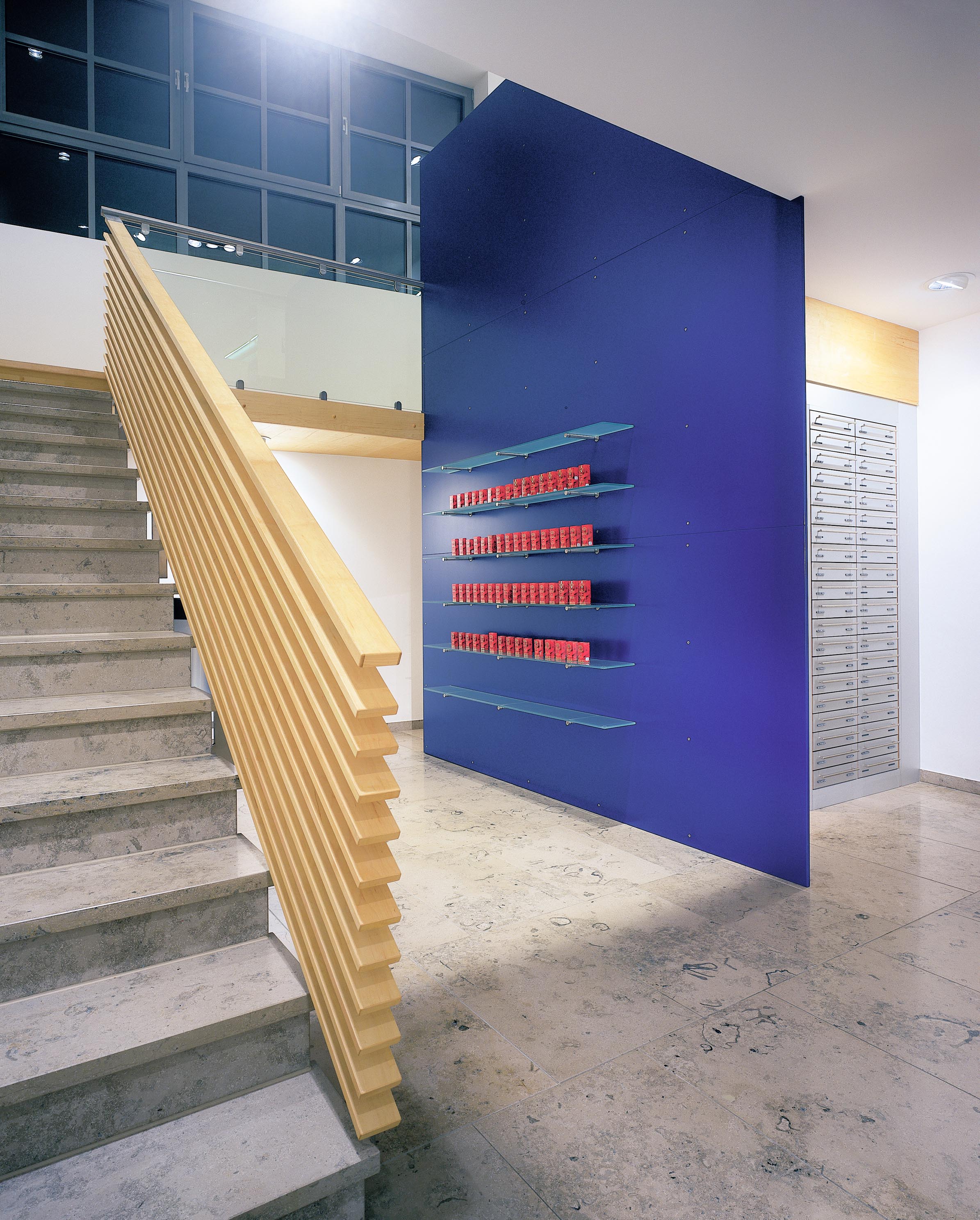 Treppe und Schubsäulen