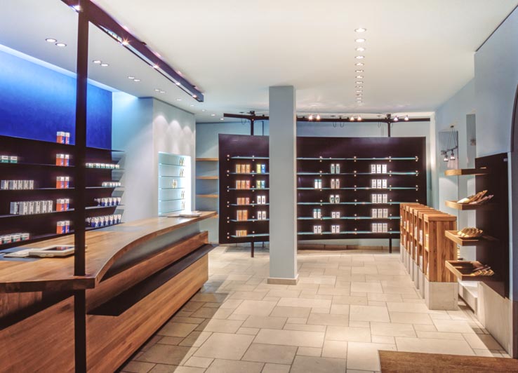 Adler Apotheke, HV-Tisch und Freiwahl