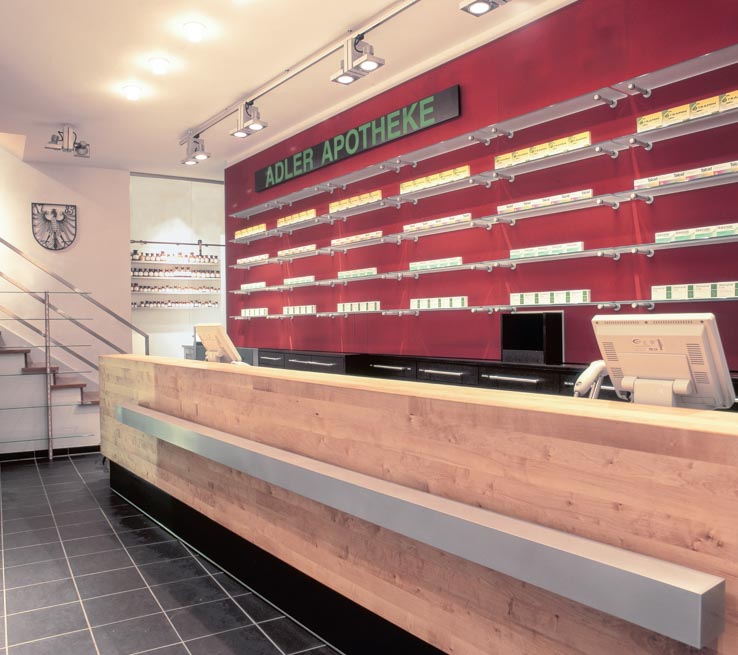 Adler Apotheke, HV-Tisch und Sichtwahl