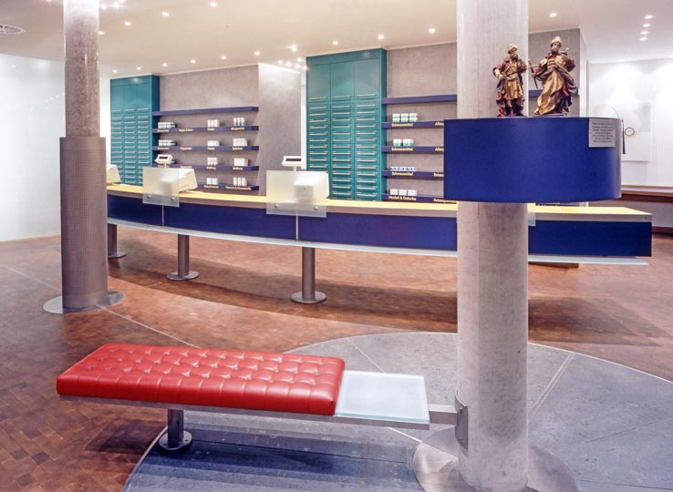 Bauhaus Apotheke, Warteplatz, HV-Tisch und Sichtwahl