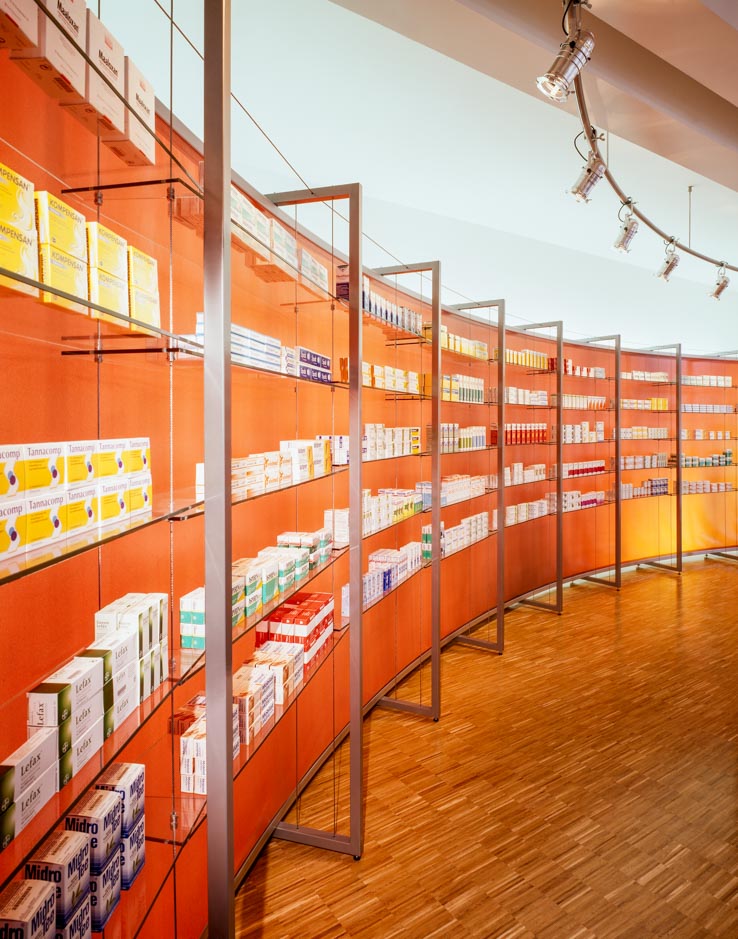 Ohm Apotheke, Sichtwahl hinterleuchteter Folienbespannung